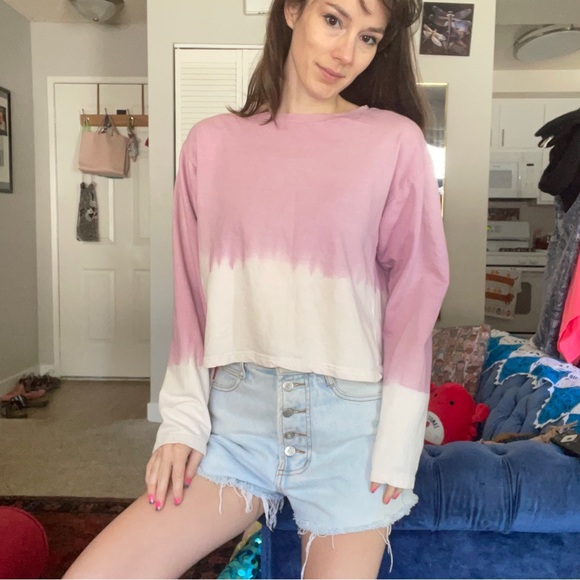 SOLD Vintage BONGO Distressed Light Wash Denim High-Waist Shorts - Picture 10 of 13